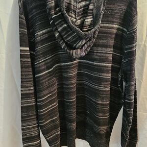 Treasure & Bond Men's Black and Gray Striped Sweater